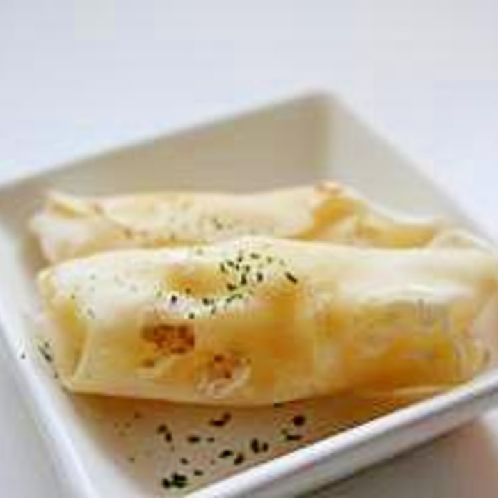 お弁当に楽ちん!餃子の皮でチーズ春巻き!